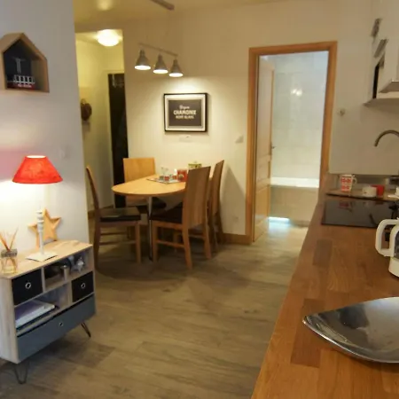 Apartment Iris Appartamento *